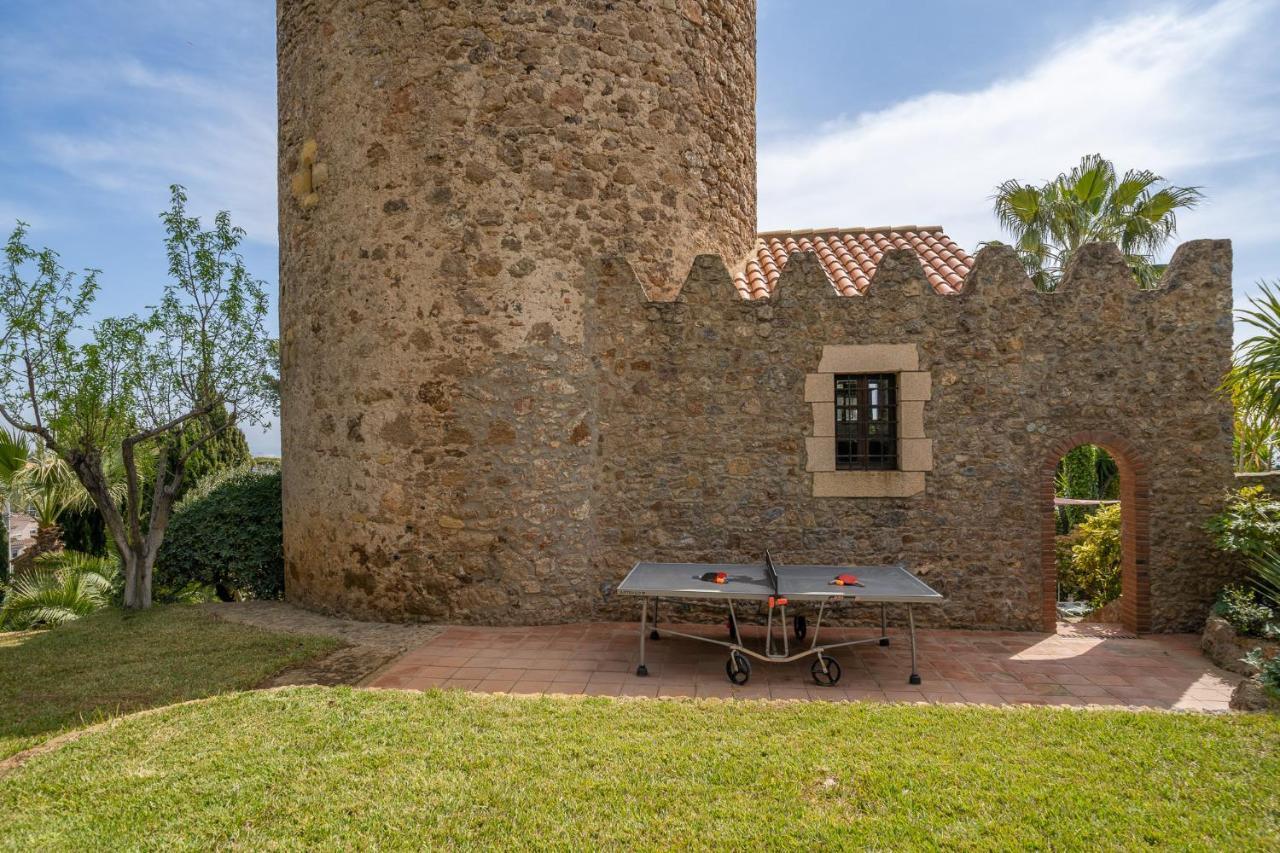 Castillo Can Xirau, Propiedad Exclusiva Con Piscina & Aircon Villa Санта Сузана Екстериор снимка