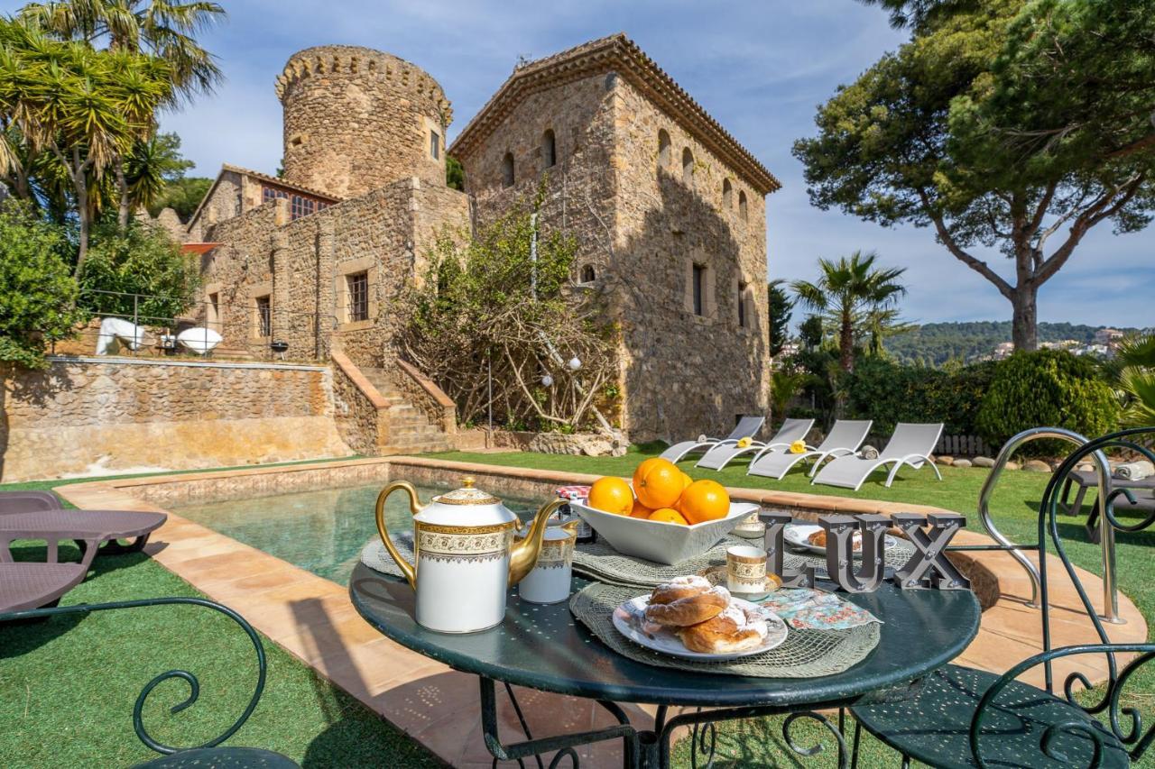 Castillo Can Xirau, Propiedad Exclusiva Con Piscina & Aircon Villa Санта Сузана Екстериор снимка